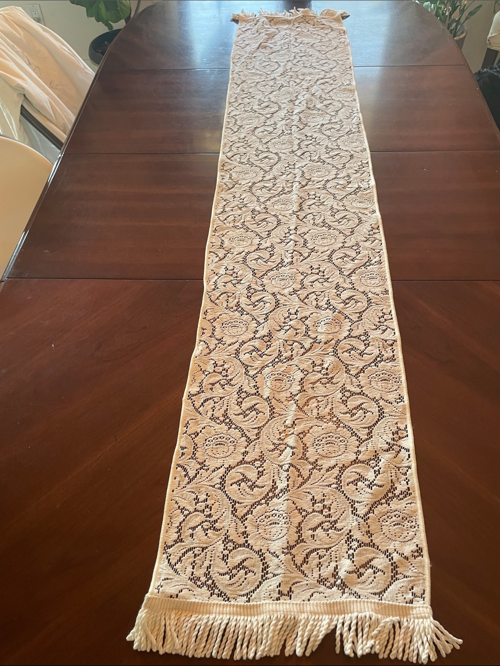 Vintage Style Openwork Lace Floral Table Runner 67"x13"